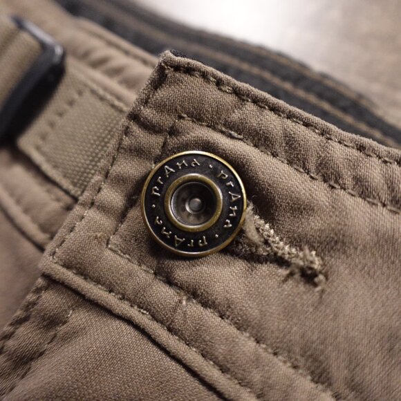 Prana Stretch Zion Shorts Men's 32 Taupe Brown Hiking Utility Belted Cargo - Picture 2 of 11